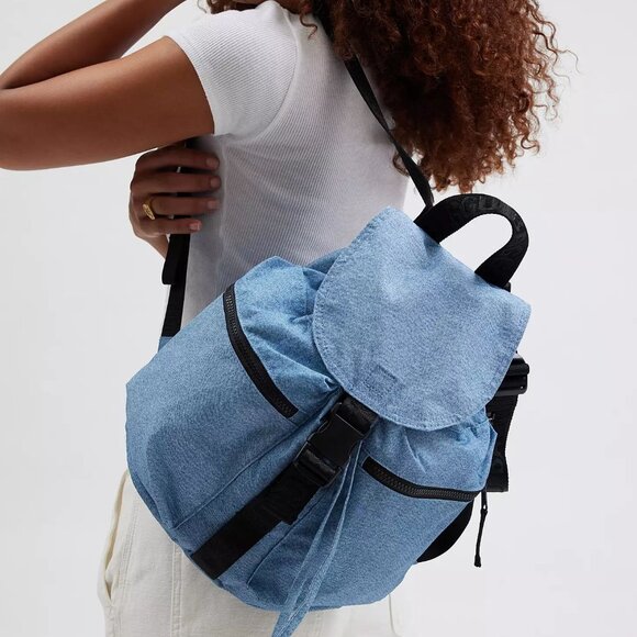NWT Baggu Sport Backpack - Digital Denim - Picture 5 of 12